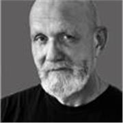 Profesor particular de fotografía y Photoshop con más de 30 años de experiencia internacional profesional y educativa