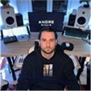 Online music tutor with real-world results—Saxophone & musical theory diploma, music production degree, and 230M+ streams.