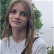 Étudiante en tourisme diplômé d’un bac général physique chimie et LLCER Anglais avec un Cambridge B2