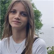 Étudiante en tourisme diplômé d’un bac général physique chimie et LLCER Anglais avec un Cambridge B2