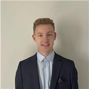 Etudiant en deuxième années d'une école préparatoire, titulaire d'un bac général spécialité maths.Disponible au mois de Mai
