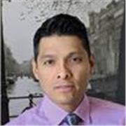 Spanish tutor providing lessons to students of all levels