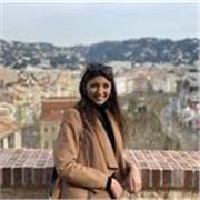 Educatrice professionista, laurea triennale in Lettere moderne