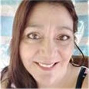 Profesora dicta clases de Lenguaje