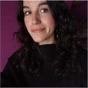 Graduada en Psicología y opositora PIR ofrece clases, tanto relacionadas con la carrera como de niveles inferiores