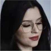 ¡Hola a todo/as! 
Me llamo María, y soy vuestra profesora de 
español para extranjeros. Con experiencia
dando clases durante años.