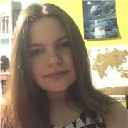 Studentessa universitaria disponibile per ripetizioni per ragazzi delle medie e superiori