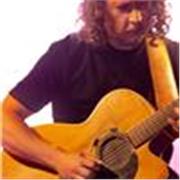 Vuoi imparare a suonare la chitarra comodamente da casa?Lezioni, video, PDF ed mp3 con esercizi personalizzati per te, ti aspettano!