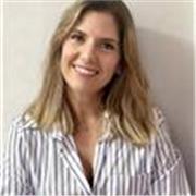 Soy farmacéutica enamorada de la biología y de la química y busco enseñar de forma que les guste tanto como a mi.