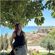 Profesora de inglés para todo tipo de edades, también puedo cuidar y enseñar a niños pequeños