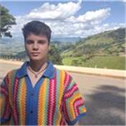 Professor de canto popular com foco em interpretação