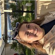 Estudiante con experiencia imparte clases de idiomas a niños y adultos