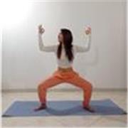 Profesora de yoga ofrece clases en Medellín para jóvenes y adultos
