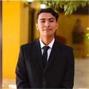 Maestro en Educación con experiencia en la creación de estrategias propicias para un buen desarrollo del estudiante