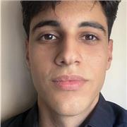 Alumno de primer año en Ingeniería en Inteligencia Artificial y amante de las matemáticas y la física