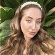 English tutor who teaches students of all ages