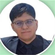 Profesor de inglés con clases dinámicas y enfoque conversacional