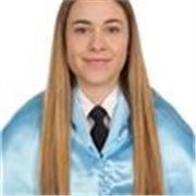 Profesora titulada de música, con experiencia en iniciación musical y en Educación Secundaria y bachillerato. Clarinetista