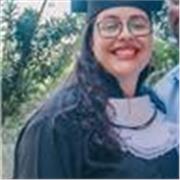 Professora de Física e Matemática, com foco em aulas particulares tão quanto reforço escolar