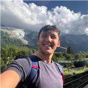 Hi I'm Fin , I am 20 and a native english speaker with a deep interest in languages and linguistics and wish to teach others.