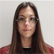 Laureata in Lingue impartisce lezioni di inglese per studenti di elementari, scuole medie, liceo ed istituti tecnici professionali
