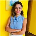 Çocuklarla kolay bağ kurabilen ve küçük yaş gruplarıyla eğlenerek öğreten bir öğretmenim. 