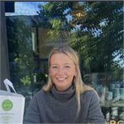 Economics undergrad student available to tutor GCSE and A level students in economics and business