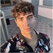 
A.a.a. Laureto  in economia e commercio con 95/110 impartisce lezioni di: economia, diritto; ad alunni di ogni ordine e grado