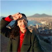 Insegante madre lingua spagnolo. 
Laureata in science sociali e sciencepolitiche Unipi. 