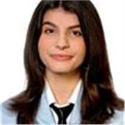 Graduada en  Lengua y Literatura españolas por la USC en el año 2024/2025.