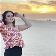 Docente con formación en educación inclusiva y 6 años de experiencia en clases particulares. ¡Las ciencias son mi punto fuerte!