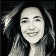 Profesora de lengua castellana, con 20 años de experiencia en la formación de jóvenes y adultos, optima transmisión de conocimientos evidenciando el aprendizaje mediante la transmisión de saberes y desarrollando las habilidades básicas; leer, hablar, escr