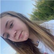 Estudiante en marketing imparte clases presenciales de repaso