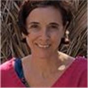 Soy licenciada en ciencias físicas y profesora desde hace 20 años, me gusta mucho la enseñanza y conecto bien con los alumnos. Podría dar clases on line, puesto que ya trabajo en un instituto.