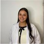 Profesora de apoyo escolar para niños de preescolar y primaria, con atención en modalidad presencial y virtual