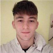 Estudiante universitario. Clases de inglés a niños desde primaria hasta la E.S.O