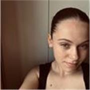 Studentessa del liceo linguistico propone lezioni e aiuto compiti di inglese e francese per accompagnarti nello sviluppo delle tue competenze