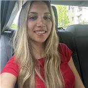 Studentessa neolaureata in igiene dentale, offro aiuto compiti