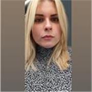 Dottoressa in lingue culture moderne in lingua inglese e cinese, impartisce lezioni personalizzate