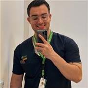 Licenciado en nutrición, especializado en nutrición del deporte, impartiendo clases durante 3 años