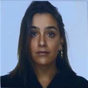 Profesora particular imparte clases a todas las edades
