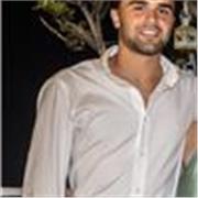 Ciao, sono Enrico e sono uno studente universitario di economia. Faccio ripetizioni, aiuto compiti e supporto allo studio