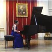 COURS DE PIANO en ANGLAIS et ESPAGNOL À PARIS. En FRANÇAIS aussi, mais mon niveau est basique