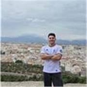 Soy nativo de habla hispana y conocedor del lenguaje castellano