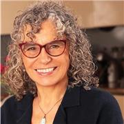 I am native Italian and I speak 3 languages, so I can understand very well the problems in learning a new language!