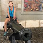 Profesora titulada con el superior de pedagogía y piano con más de 20 años de experiencia en institutos, escuelas de música y iniciación.