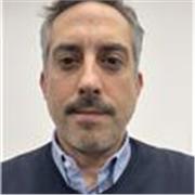 Profesional con 15 años de experiencia en el sector financiero y docente en Técnicas de ventas y Productos Financieros.