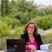 Profesora de español para extranjeros imparte clases para mejorar tu expresión oral