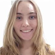 Estudiante de Bachillerato, puedo ayudar a los niños con sus deberes de cualquier materia.