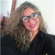 Profesora de Historia para impartir clase a niños y adolescentes